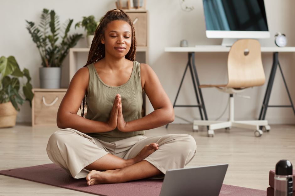 woman meditating to reduce stress and improve insulin resistance